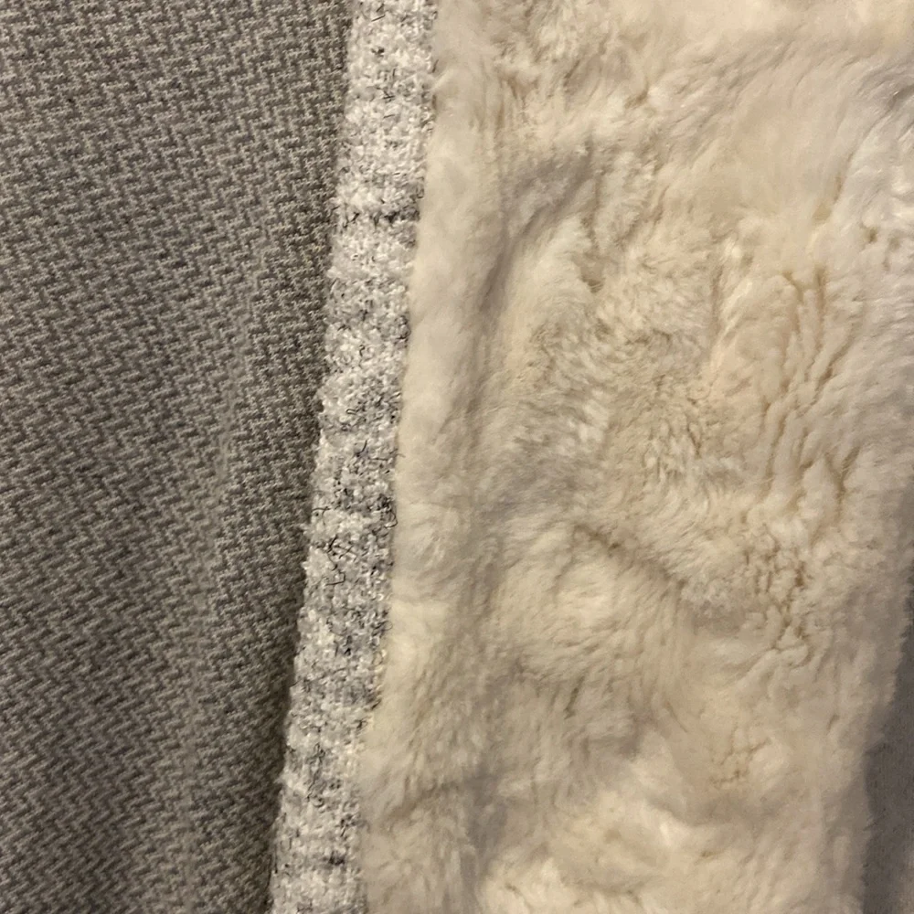 Anthropologie Faux fur trim cotton blazer with chevron print